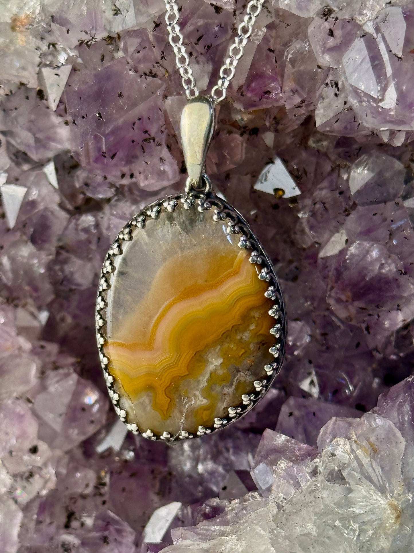 Yellow KY Agate Necklace Honeycomb Back
