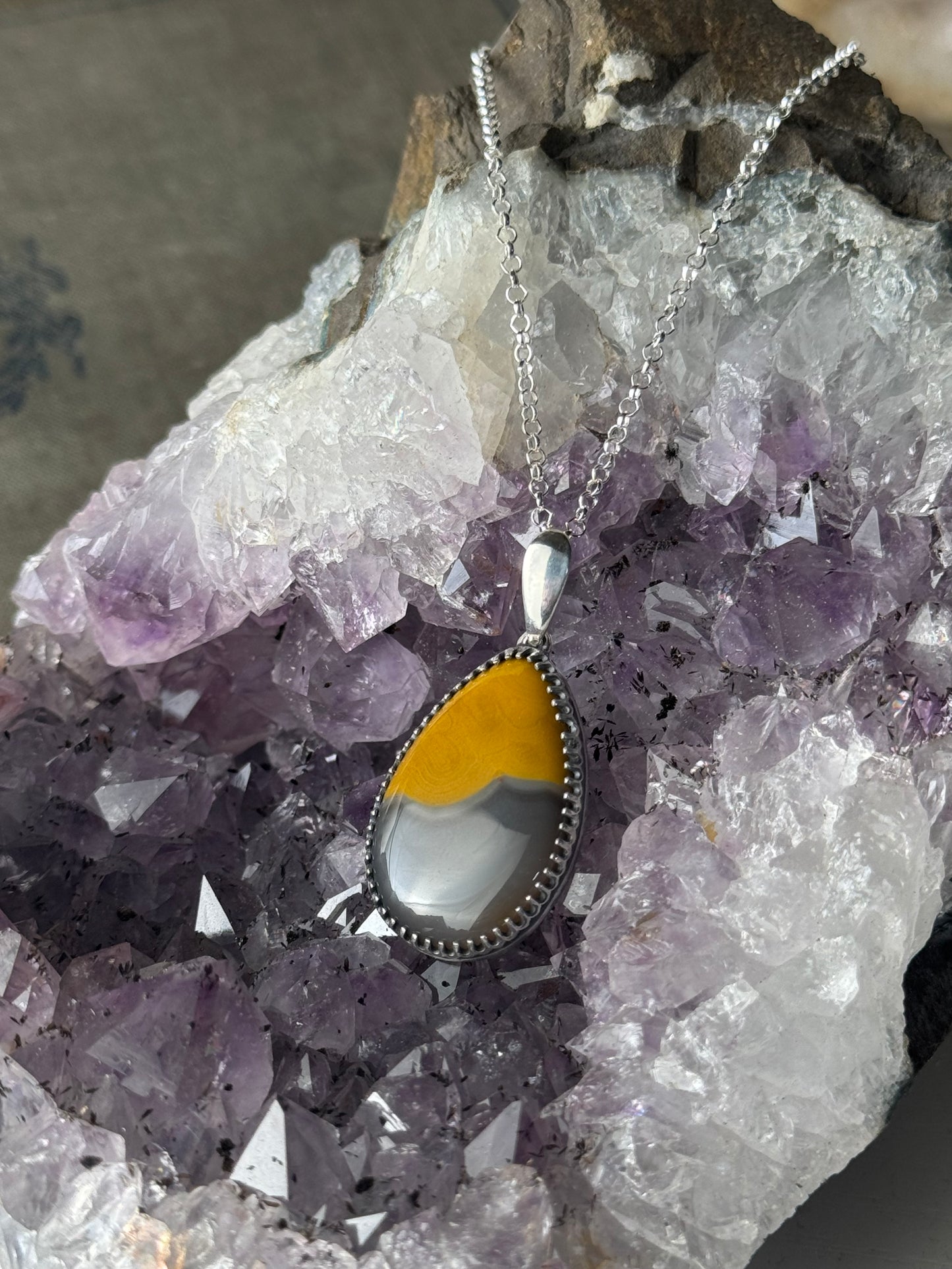 Yellow and Black KY Agate Necklace Open Back