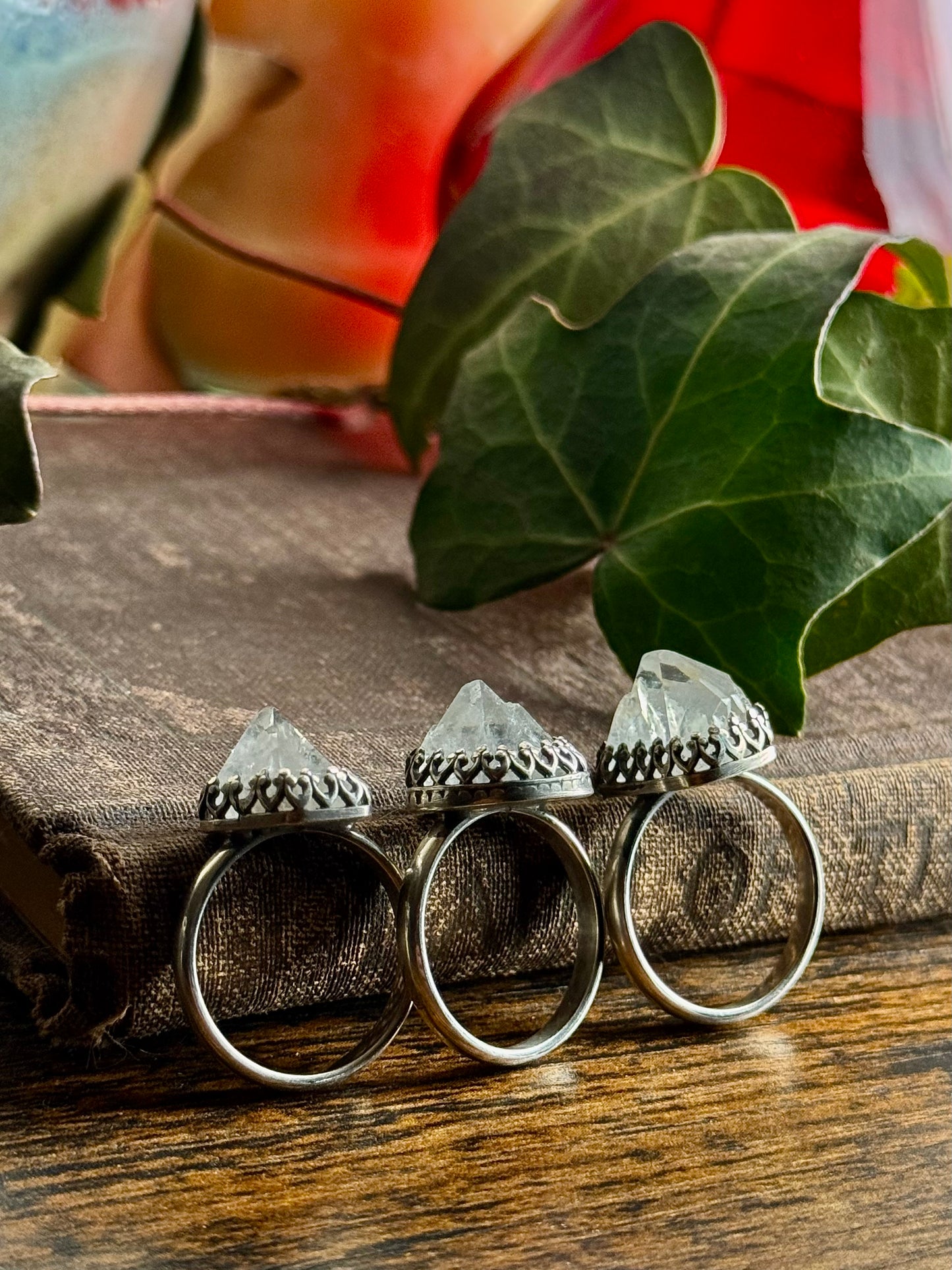Kentucky Crystal Point Ring