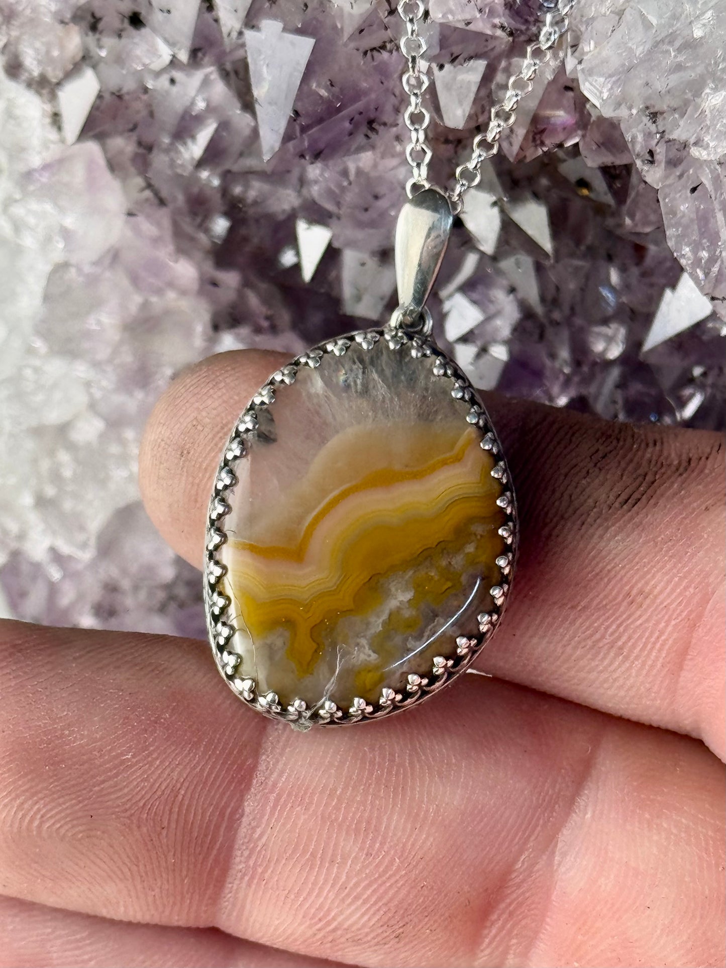 Yellow KY Agate Necklace Honeycomb Back