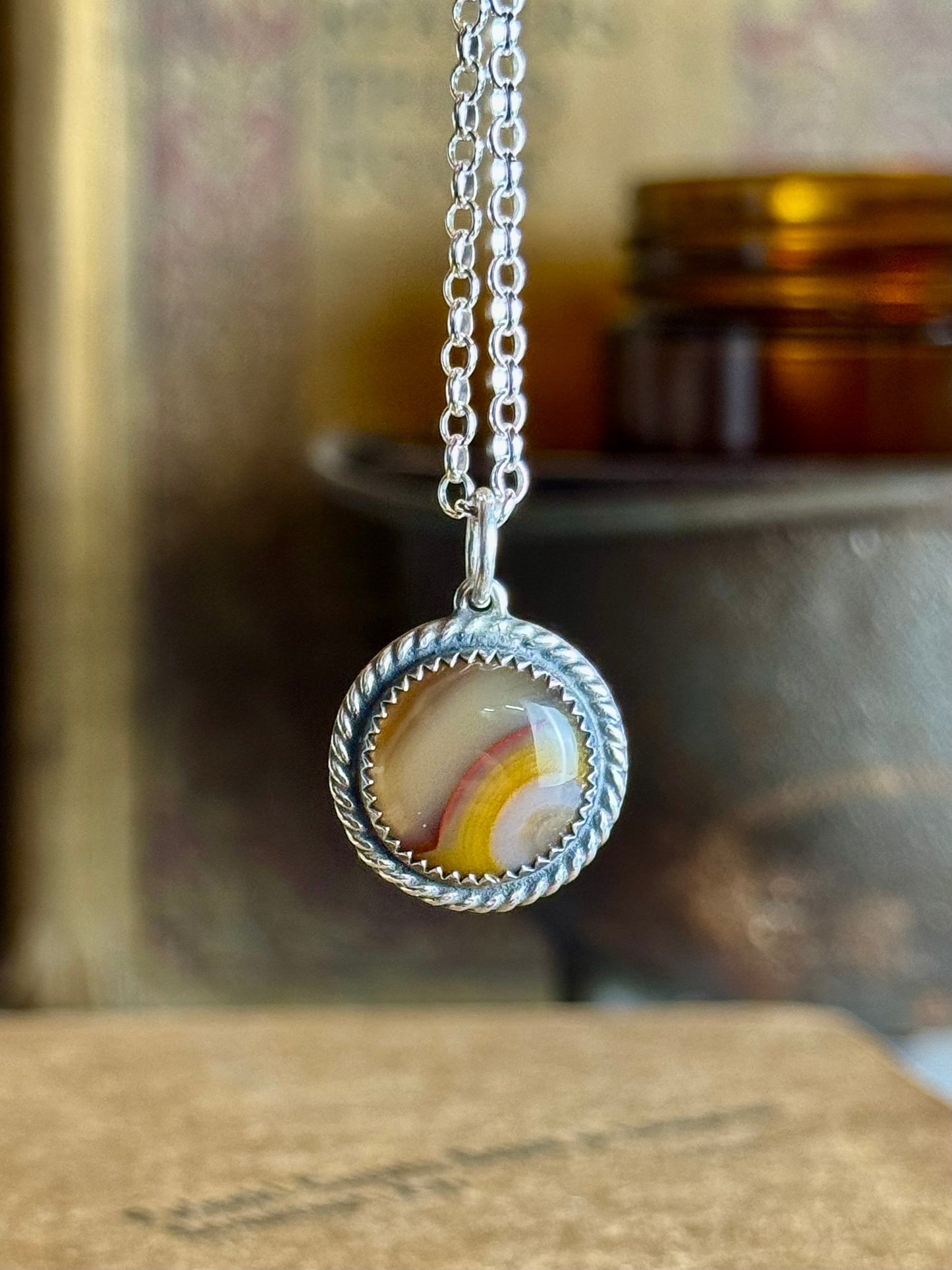 Round Kentucky Agate Necklace 18” Chain