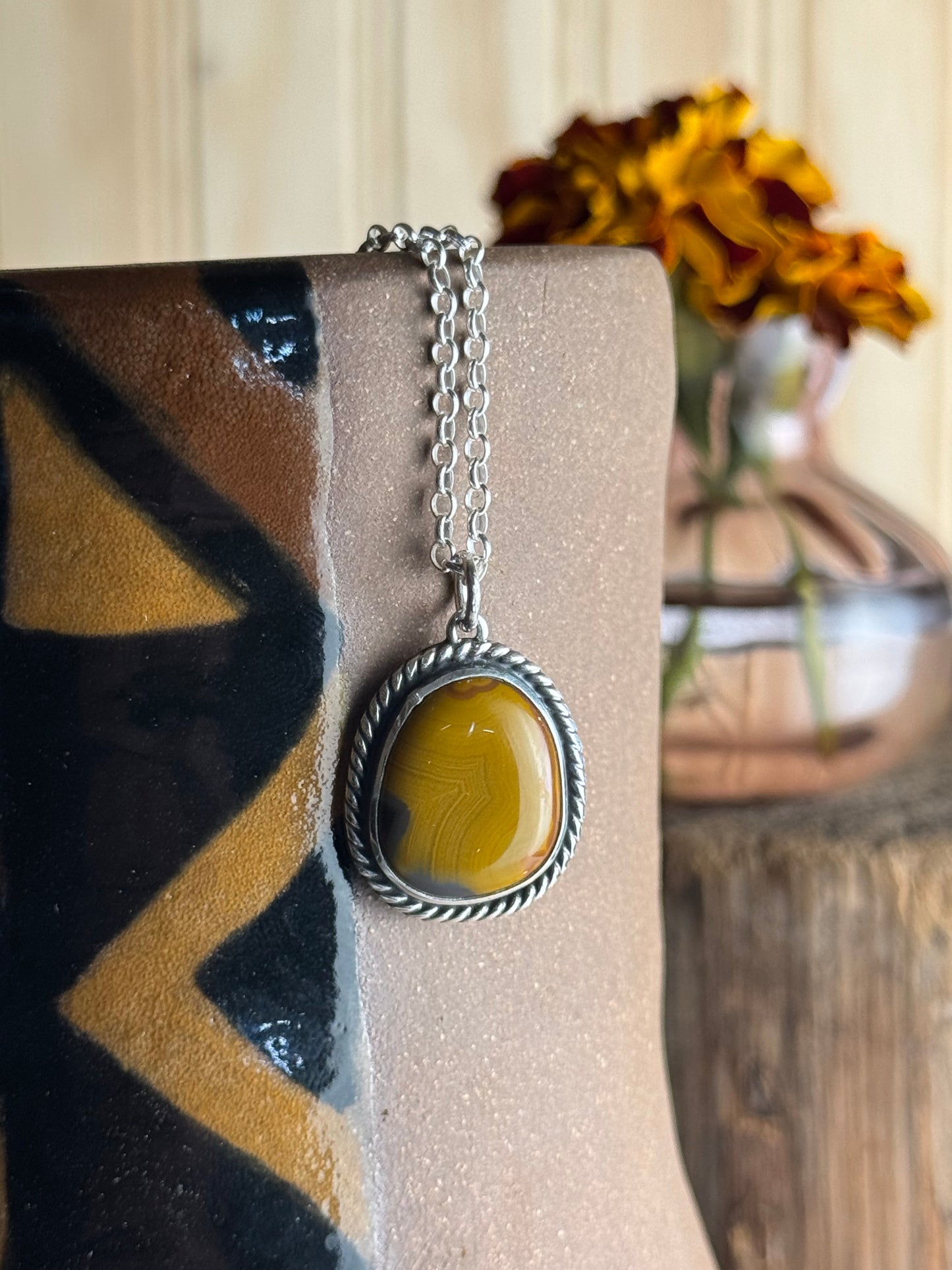Yellow KY Agate Necklace Twisted Accent