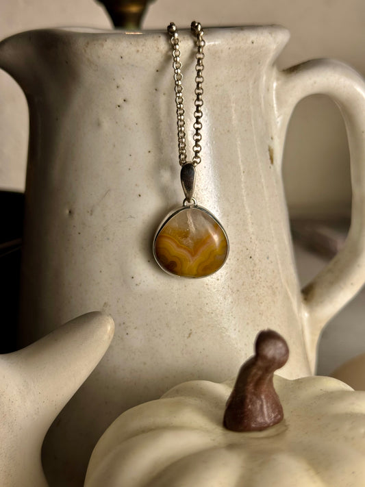 Yellow Kentucky Agate And Quartz
