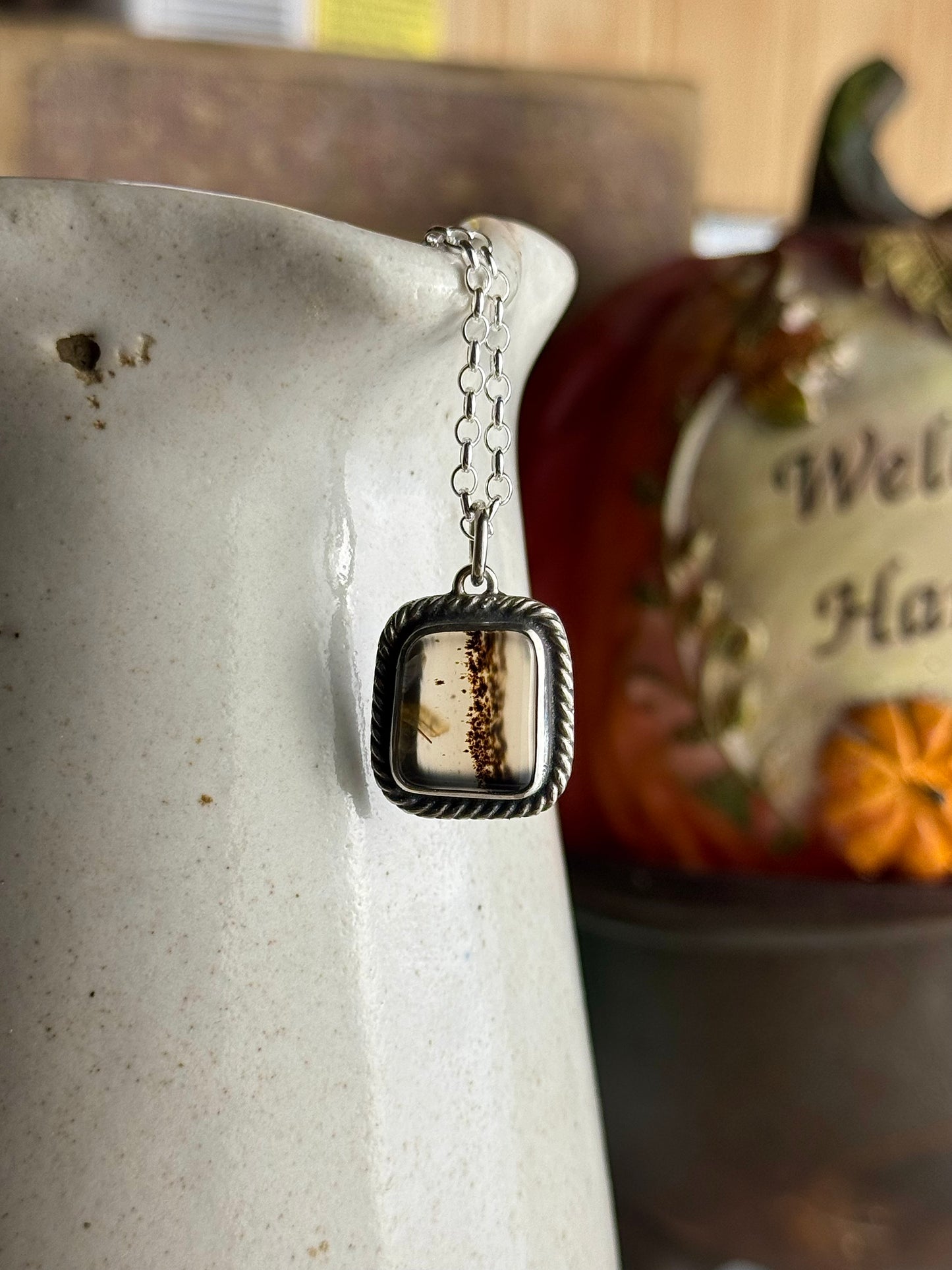 Dainty Montana Agate Necklace 18” Chain