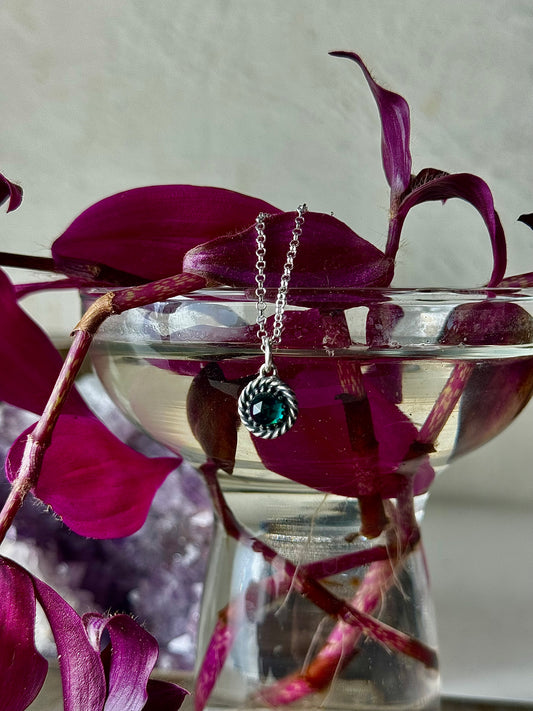 Dainty Emerald Necklace