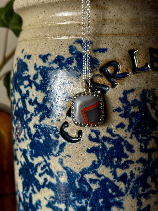 50% off Red KY Agate Necklace with Fracture