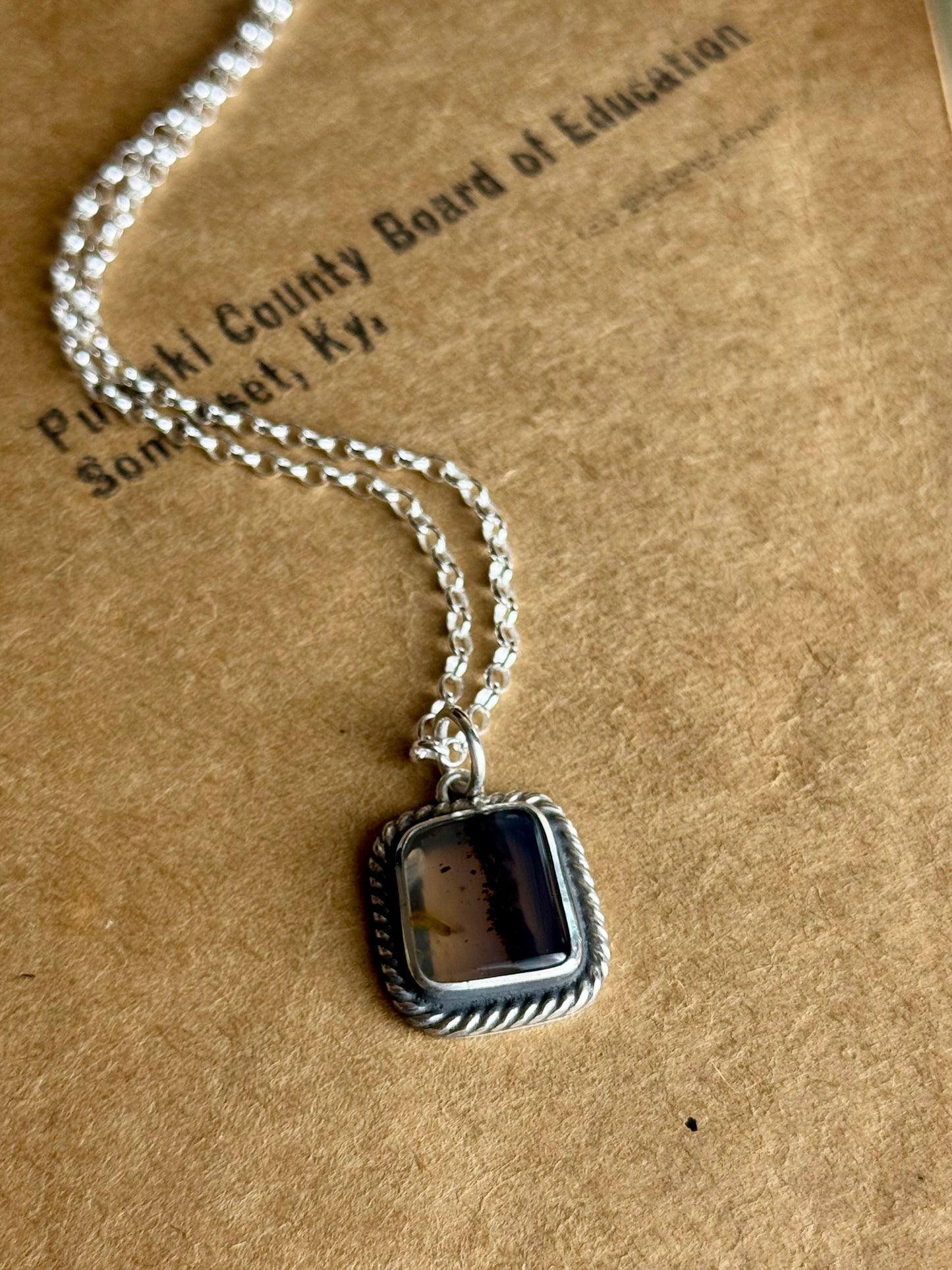 Dainty Montana Agate Necklace 18” Chain